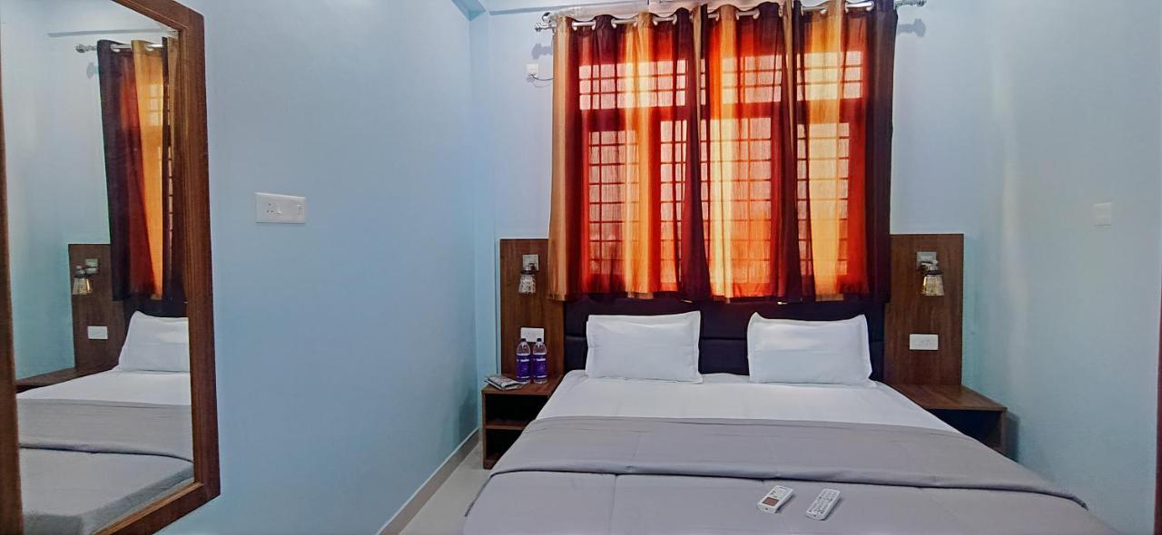 Hotel Comfort Inn Homestay 德拉敦 外观 照片