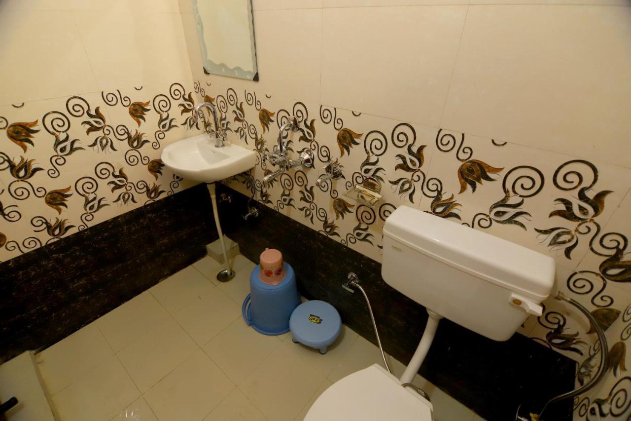 Hotel Comfort Inn Homestay 德拉敦 外观 照片