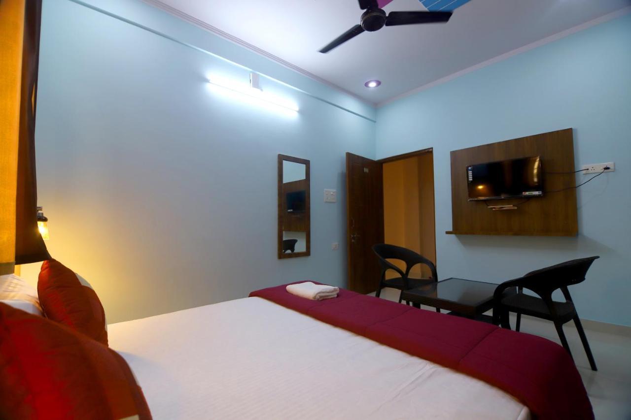 Hotel Comfort Inn Homestay 德拉敦 外观 照片