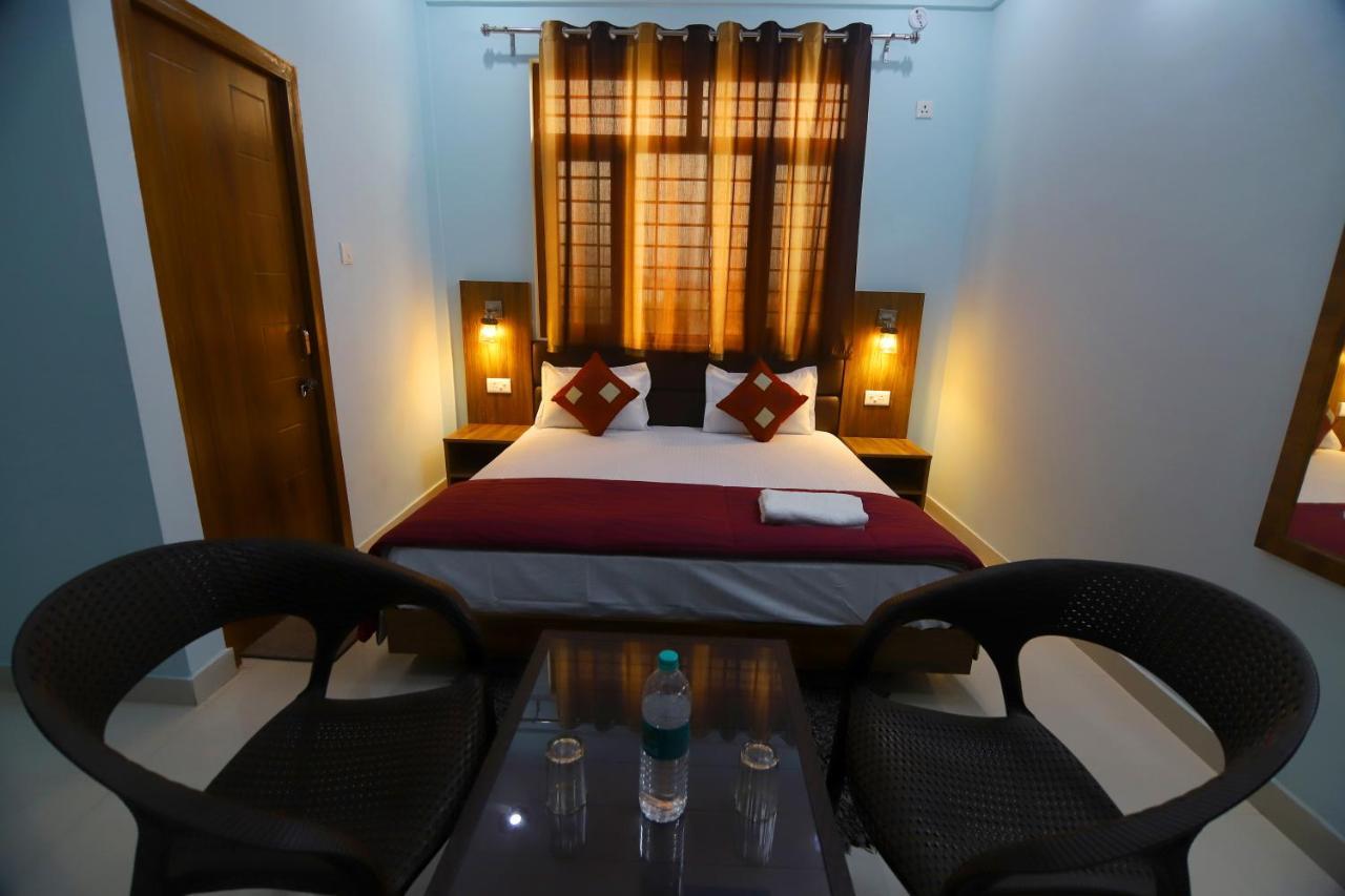 Hotel Comfort Inn Homestay 德拉敦 外观 照片