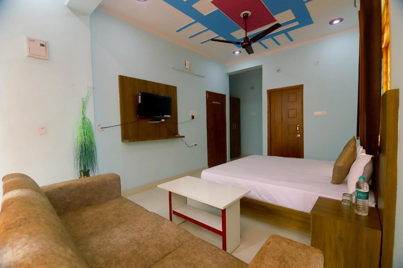 Hotel Comfort Inn Homestay 德拉敦 外观 照片